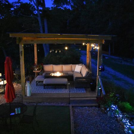 Waterfront Luxury Glamping Dome Hotel Rogersville ภายนอก รูปภาพ