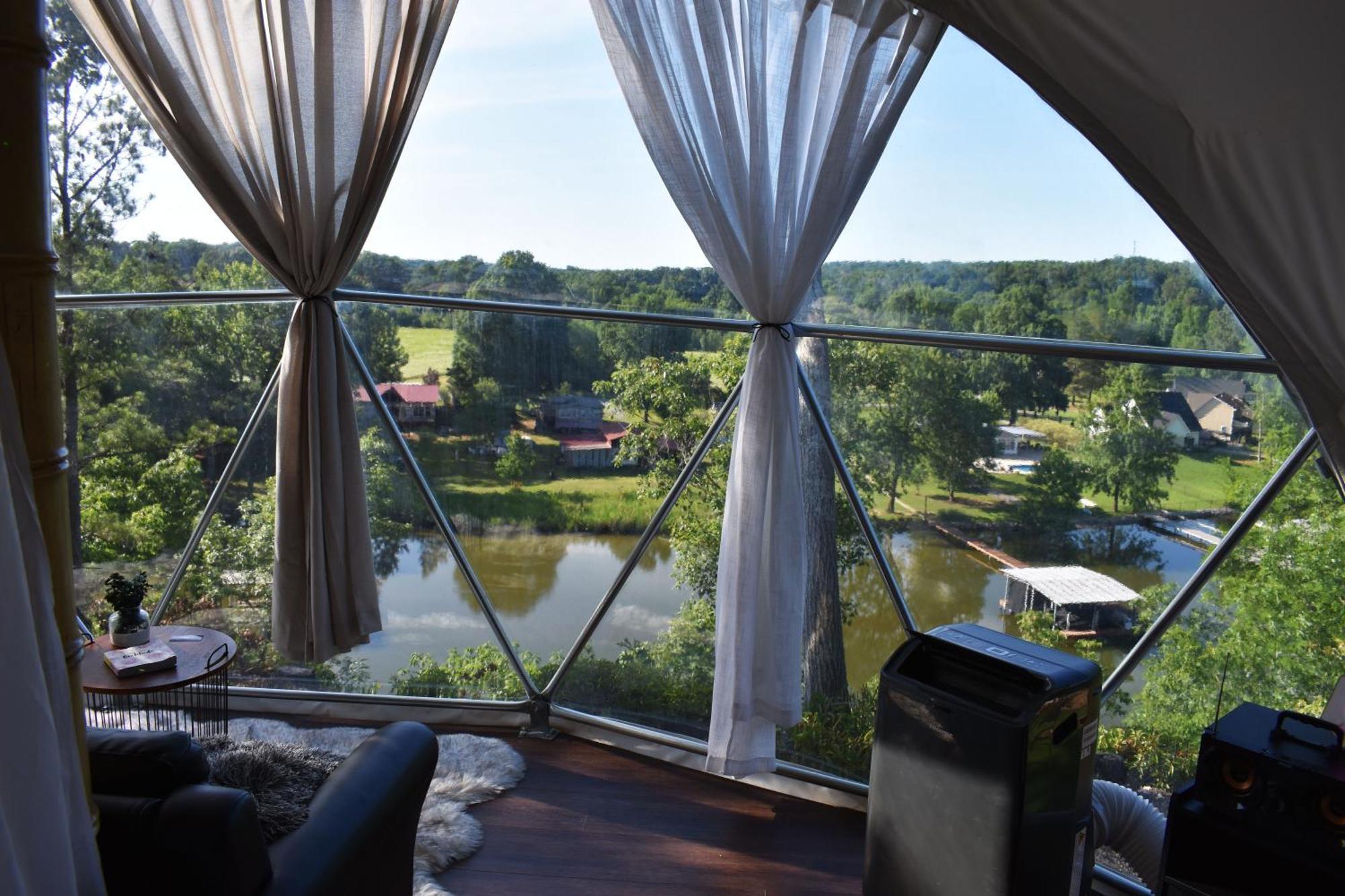Waterfront Luxury Glamping Dome Hotel Rogersville ภายนอก รูปภาพ